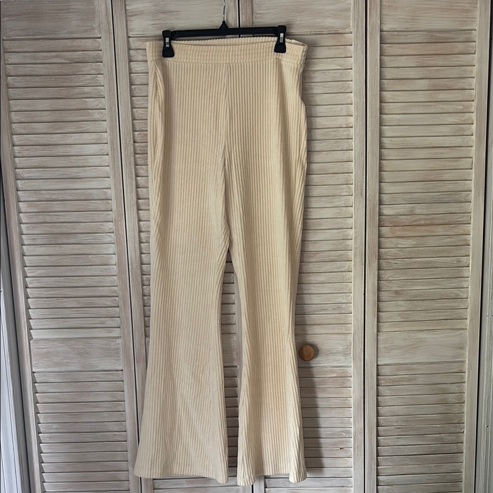 NWT Aerie Groove-On Velour Pants